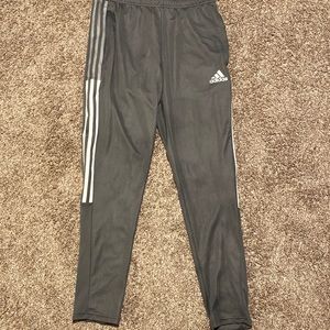 Adidas joggers size M